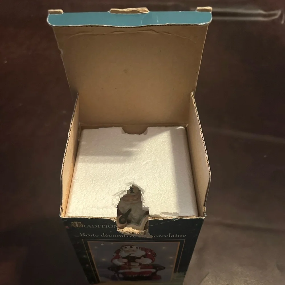 Santa trinket box